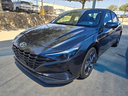 Used 2023 Hyundai Elantra SEL w/ Convenience Package FWD image 1