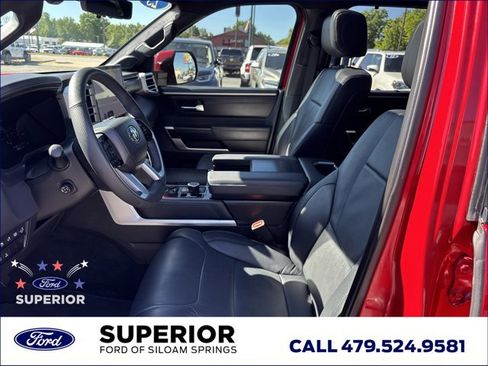 Used 2025 Toyota Sequoia Platinum AWD/4WD image 17