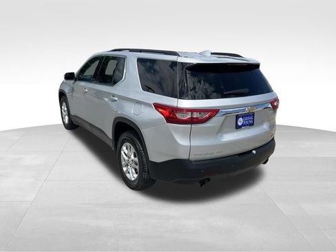 Used 2021 Chevrolet Traverse LT AWD/4WD image 4