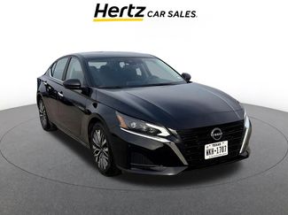 Used 2025 Nissan Altima 2.5 SV video 1
