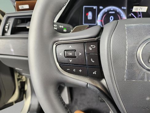 New 2025 Lexus ES 350 w/ Premium Package image 21