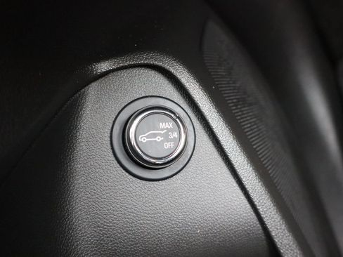Used 2024 Chevrolet TrailBlazer ACTIV w/ Convenience Package AWD/4WD image 24