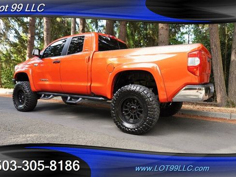 Used 2016 Toyota Tundra SR5 w/ TRD Off Road Package AWD/4WD image 11