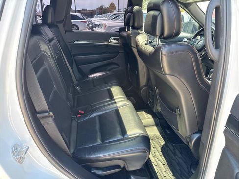 Used 2018 Jeep Grand Cherokee Trailhawk w/ Trailhawk Luxury Group AWD/4WD image 21