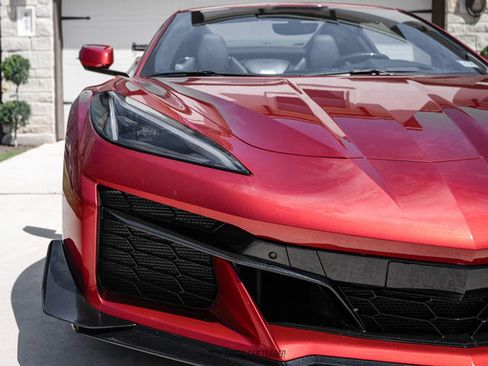 Used 2023 Chevrolet Corvette Z06 w/ Z07 Performance Package RWD image 71
