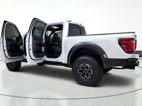 Used 2025 Ford F150 Raptor w/ Equipment Group 803A Raptor R AWD/4WD image 16
