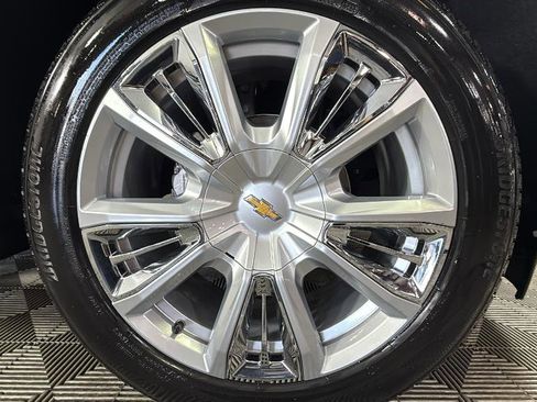 Used 2023 Chevrolet Silverado 1500 High Country w/ High Country Premium Package image 40