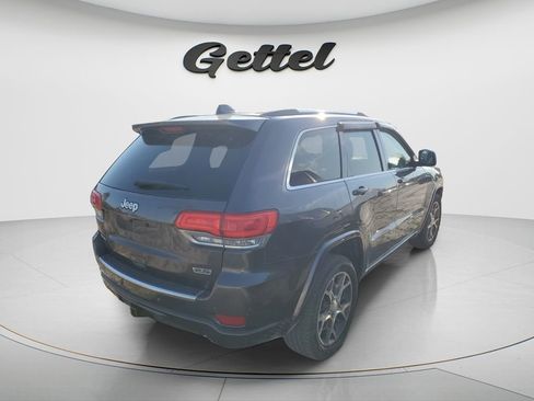 Used 2018 Jeep Grand Cherokee Limited image 4