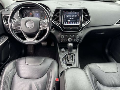 Used 2019 Jeep Cherokee Limited AWD/4WD image 11
