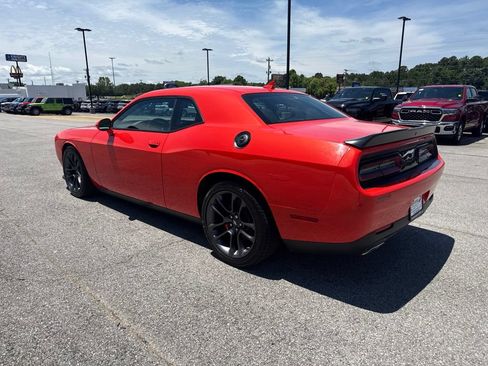 Used 2023 Dodge Challenger GT w/ Performance Handling Group RWD image 6