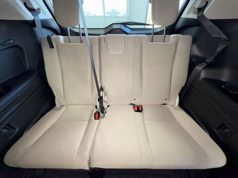 Used 2024 Subaru Ascent Premium w/ Convenience Package image 27