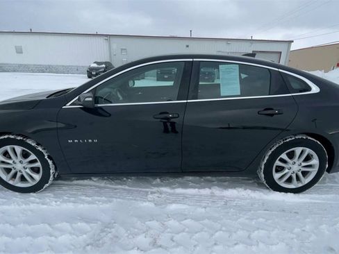 Used 2016 Chevrolet Malibu LT image 5