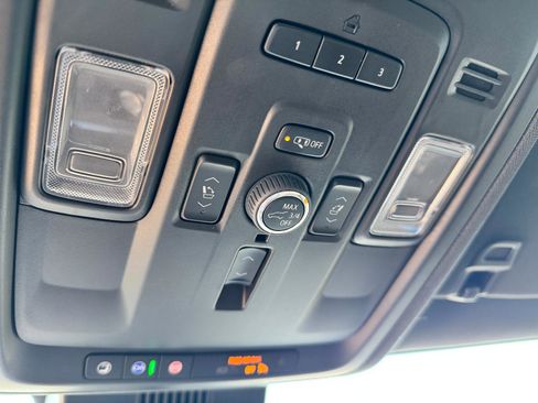 Used 2024 Chevrolet Tahoe Premier image 39