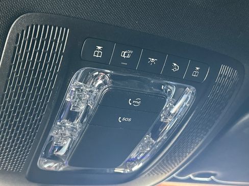 Certified 2023 Mercedes-Benz GLA 250 w/ Premium Package image 22