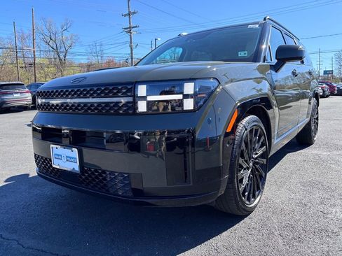 Used 2024 Hyundai Santa Fe Calligraphy image 3