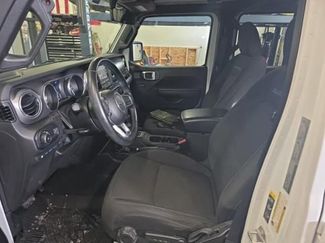 Used 2023 Jeep Wrangler Unlimited Rubicon 4xe w/ Cold Weather Group video 4