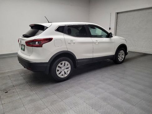 Used 2020 Nissan Rogue Sport S image 10