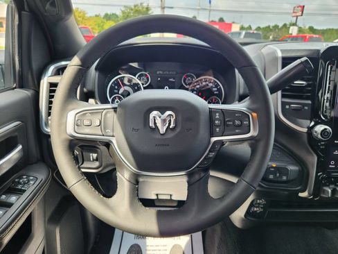 Used 2025 RAM 2500 Big Horn AWD/4WD image 20