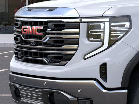 New 2026 GMC Sierra 1500 SLT RWD image 37