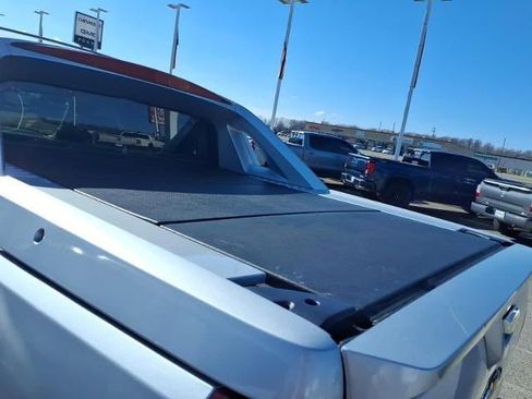 Used 2012 Chevrolet Avalanche LTZ image 20