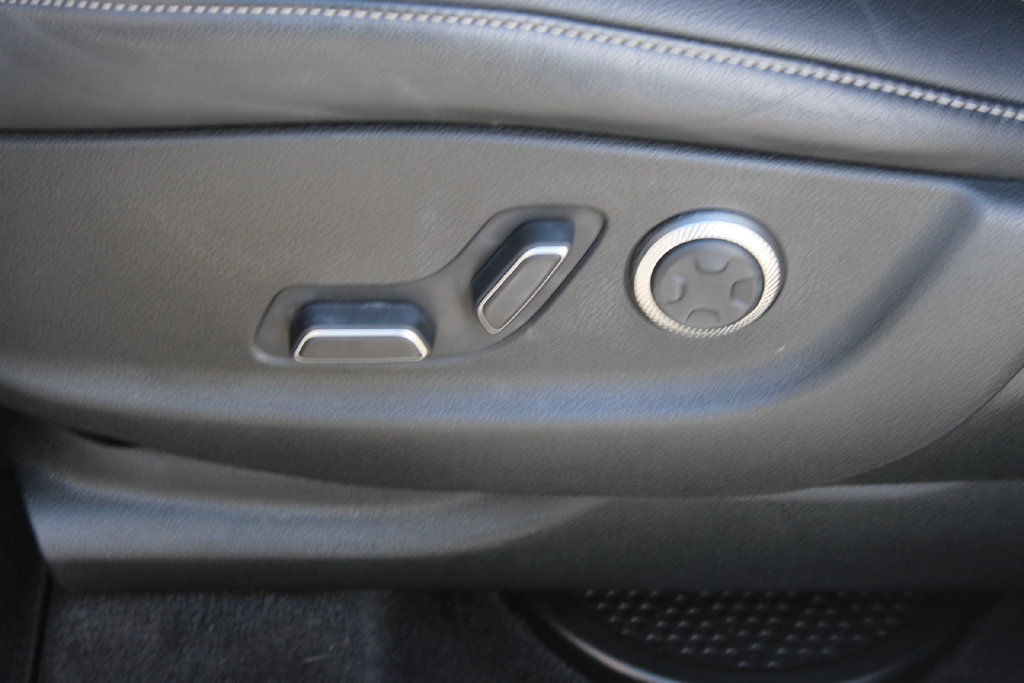 Used 2021 Genesis GV80 3.5T AWD/4WD image 14