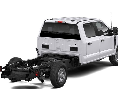 New 2026 Ford F250 XL image 3