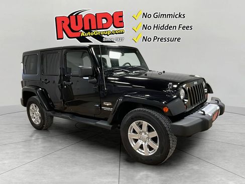 Used 2013 Jeep Wrangler Unlimited Sahara w/ Connectivity Group image 7