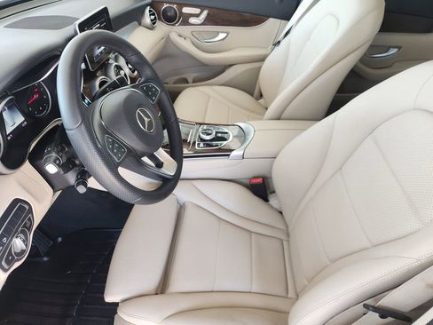 Used 2019 Mercedes-Benz GLC 300 image 13