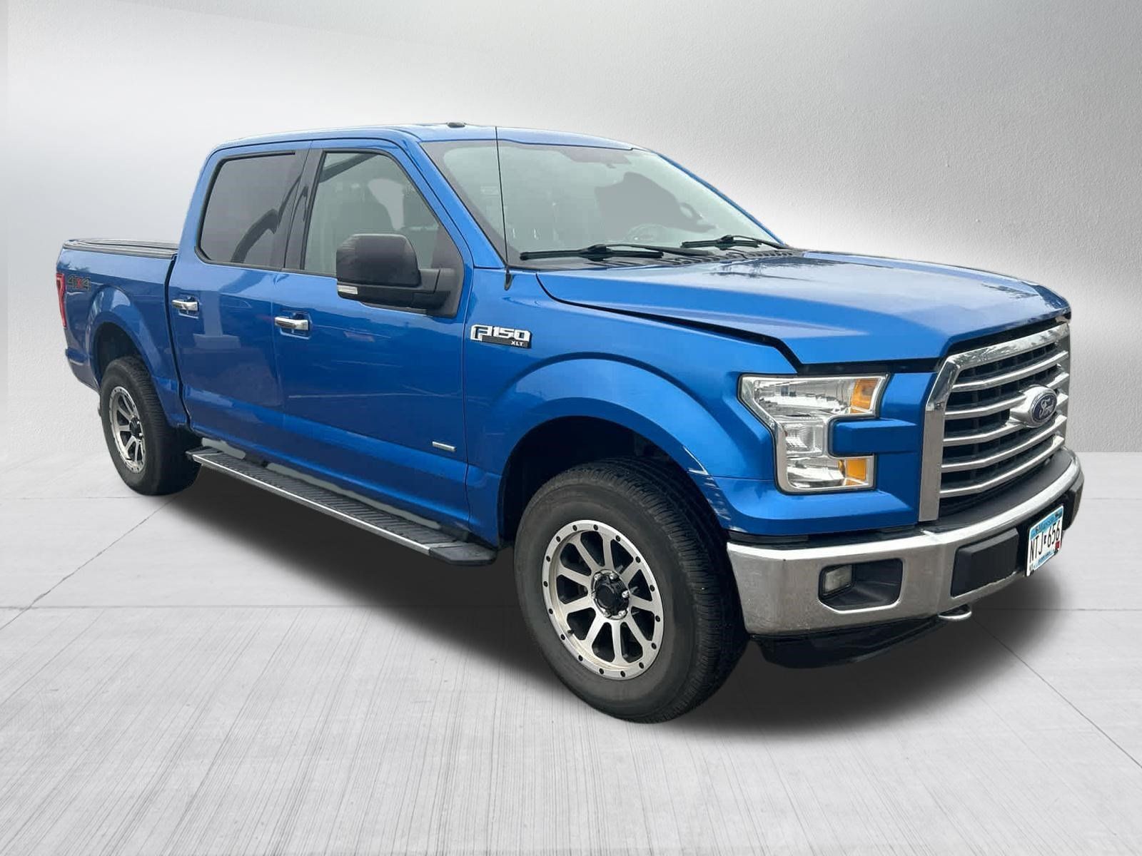 Used 2015 Ford F150 XLT w/ Equipment Group 302A Luxury AWD/4WD image 8