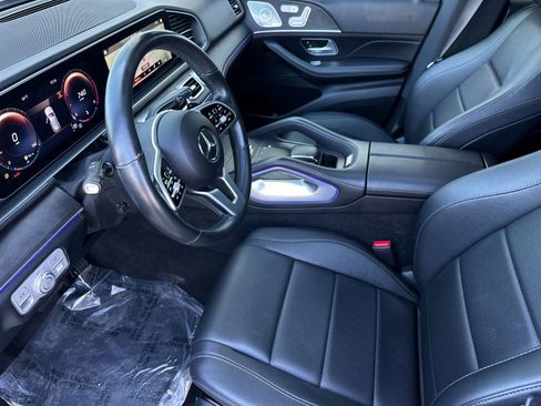 Used 2022 Mercedes-Benz GLE 350 4MATIC w/ Premium Package image 9