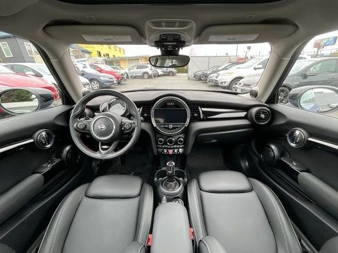 Used 2020 MINI Cooper S w/ Premium Package image 15