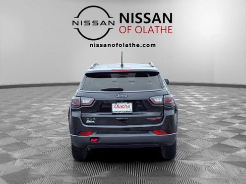 Used 2022 Jeep Compass Trailhawk w/ Trailhawk Elite Group AWD/4WD image 28
