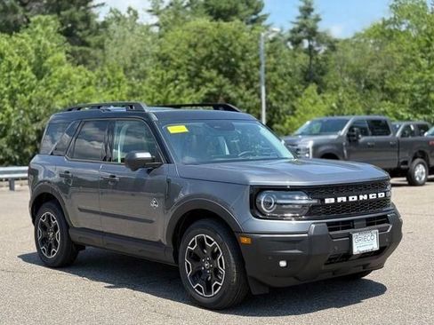New 2026 Ford Bronco Sport Outer Banks w/ Outer Banks Tech Package+ AWD/4WD image 1