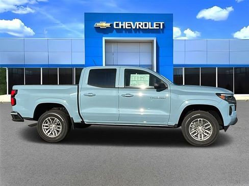 New 2026 Chevrolet Colorado LT w/ LT Convenience Package image 2