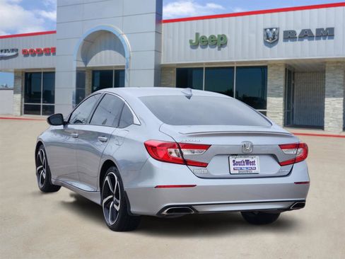 Used 2020 Honda Accord Sport image 4