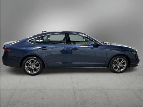 Certified 2024 Honda Accord EX image 7