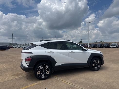Used 2025 Hyundai Kona SEL FWD image 21