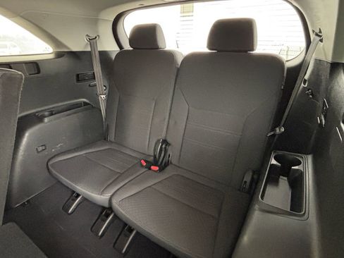 Used 2019 Kia Sorento LX image 25