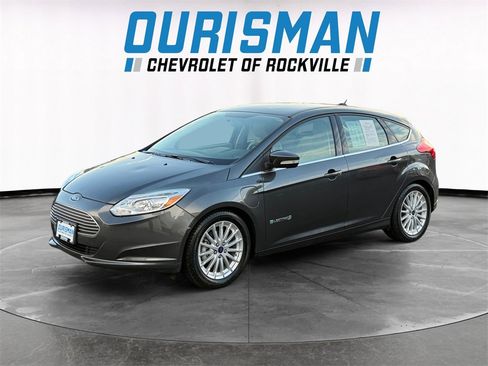 Used 2017 Ford Focus Electric Hatchback image 2