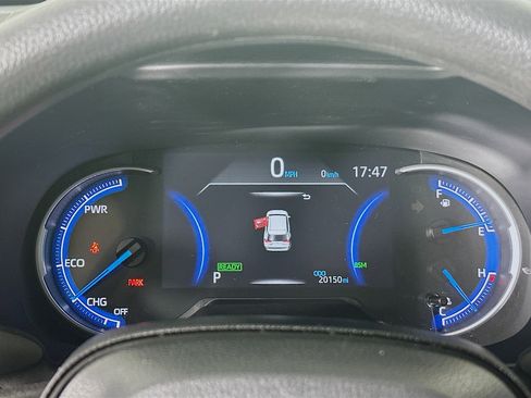 Used 2024 Toyota RAV4 XLE AWD/4WD image 19