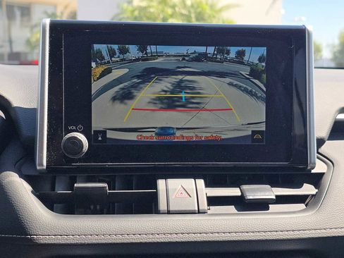 Certified 2025 Toyota RAV4 LE image 29