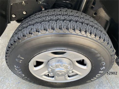 Used 2023 RAM 2500 Tradesman AWD/4WD image 18