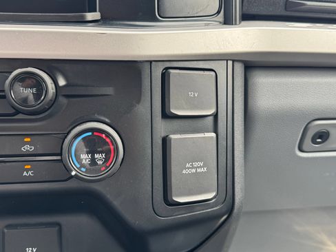 Used 2024 Ford F350 XLT AWD/4WD image 41