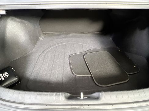 Used 2023 Hyundai Elantra SEL FWD image 23