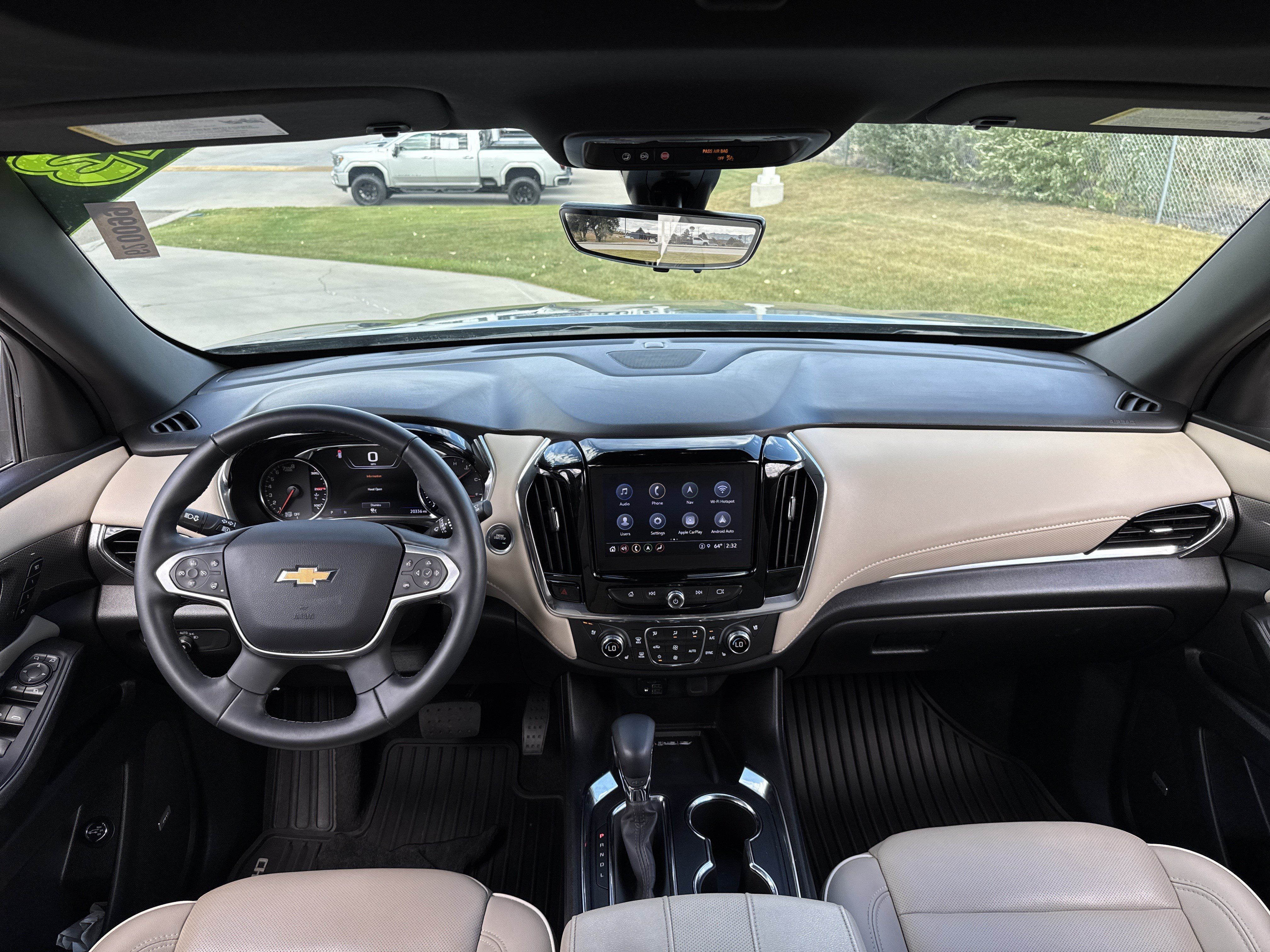 Used 2023 Chevrolet Traverse Premier AWD/4WD image 12