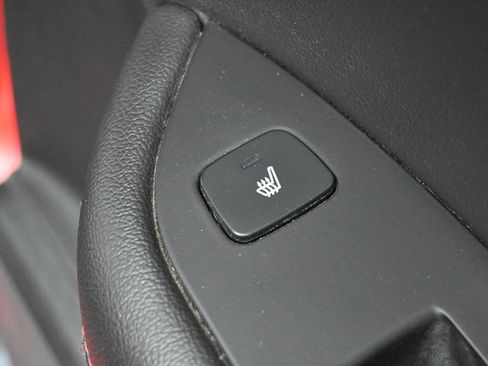 Used 2023 Chevrolet Blazer RS w/ Enhanced Convenience Package image 35