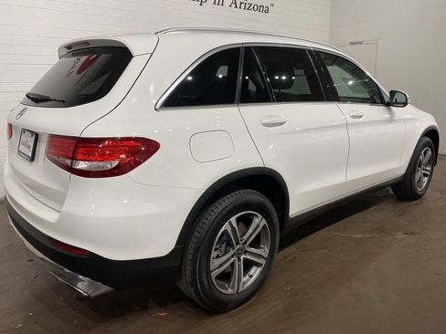 Used 2018 Mercedes-Benz GLC 300 image 3