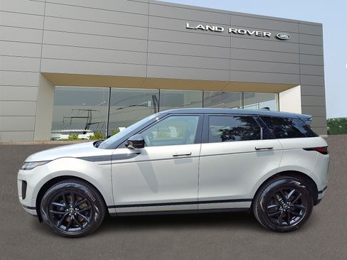 Used 2026 Land Rover Range Rover Evoque S AWD/4WD image 6