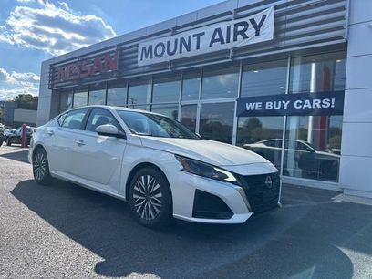 Certified 2023 Nissan Altima 2.5 SV