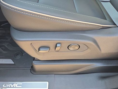 New 2026 GMC Yukon Elevation w/ LPO, Floor Liner Package image 19